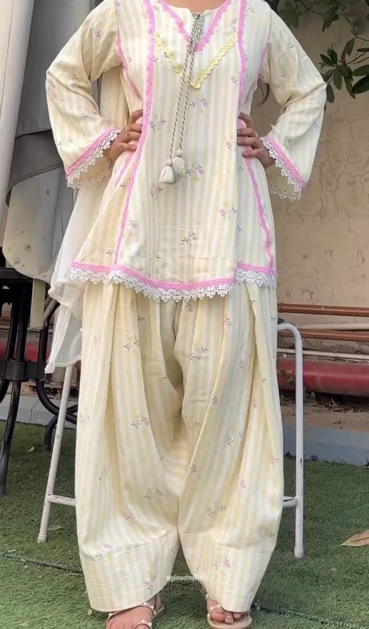 Heavy Pure Natural Crep .Fully Fancy Sleeves